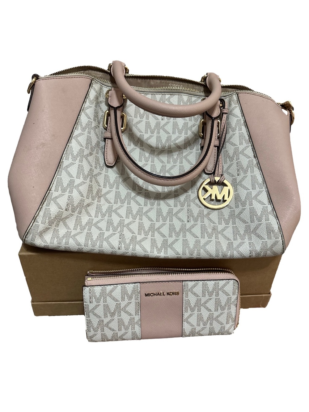 Michael Kors Pale Pink and White Signature Satchel with Matching Wallet